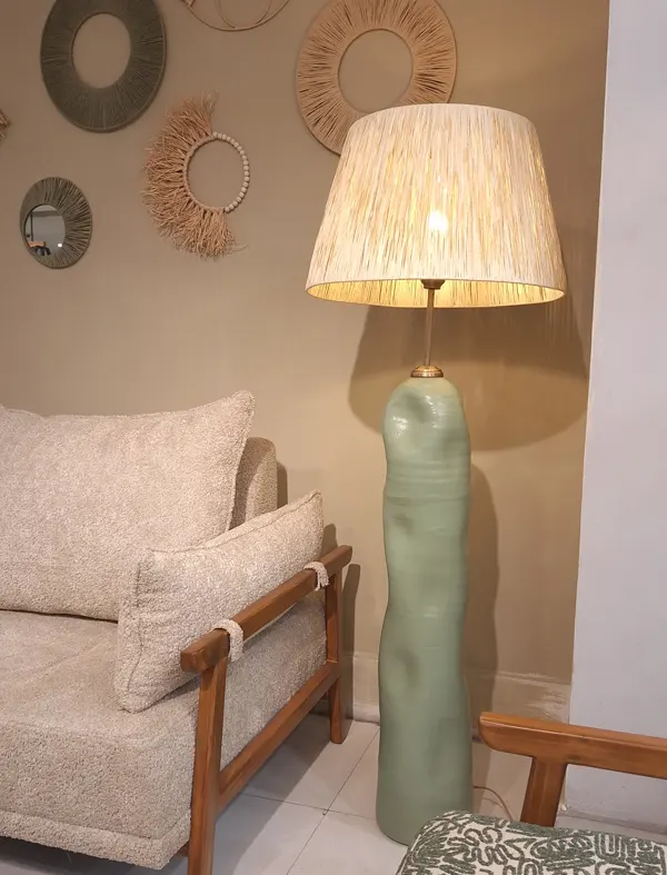 آباژور دفرمه سالنی